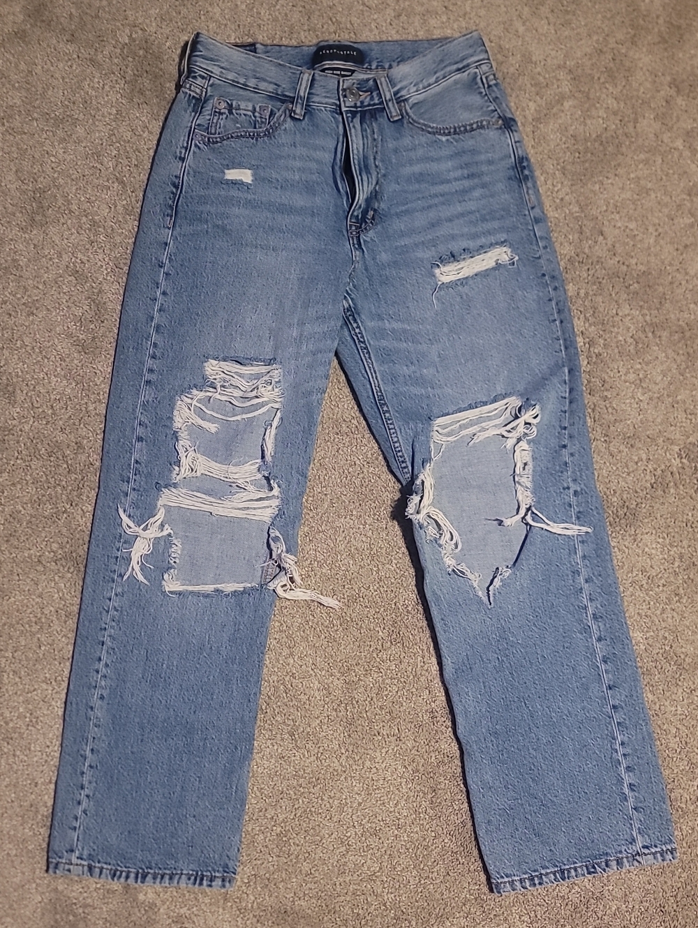 Aeropostale High Rise Baggy Jeans